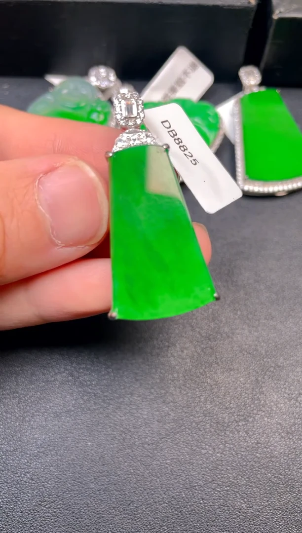 吊坠(不含链)银S925镶嵌翡翠吊坠