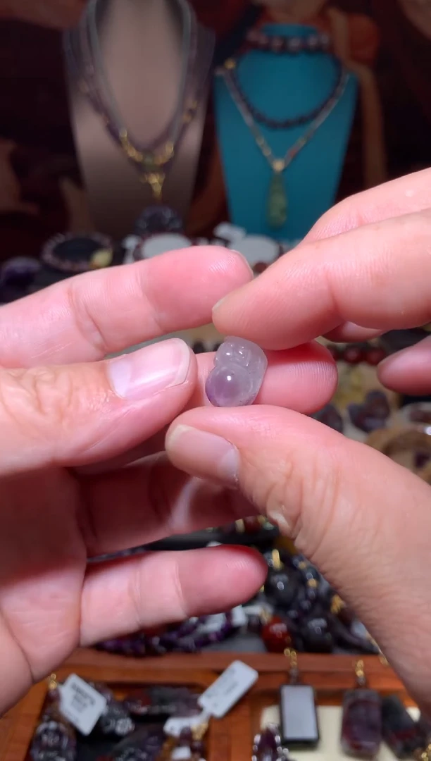 未镶嵌珠宝半成品水晶小紫极光貔貅淡紫的