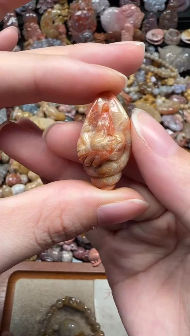 颈饰未镶嵌硅化珊瑚（珊瑚玉）589