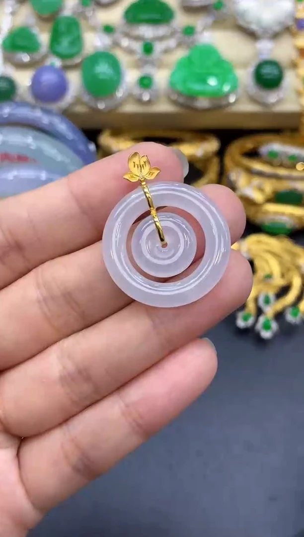 颈饰18K金镶嵌翡翠251-中国好珍宝