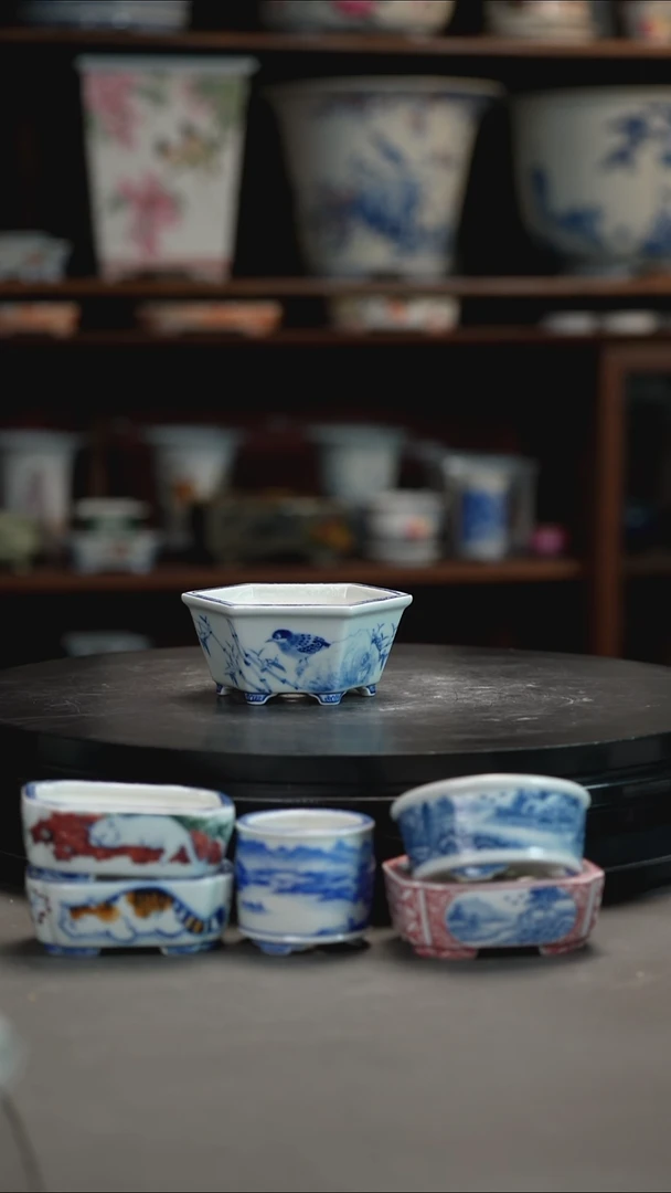 瓷片欢*釉下青花手绘盆