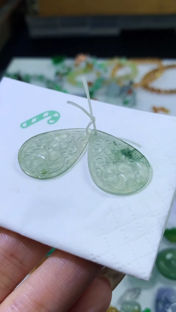 未镶嵌定制翡翠毛货