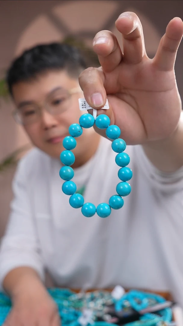 未镶嵌绿松石手串酸**?1