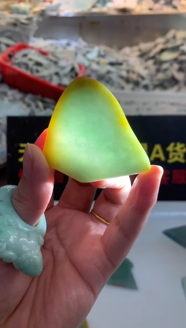 裸石翡翠0朱0翡翠珠宝842