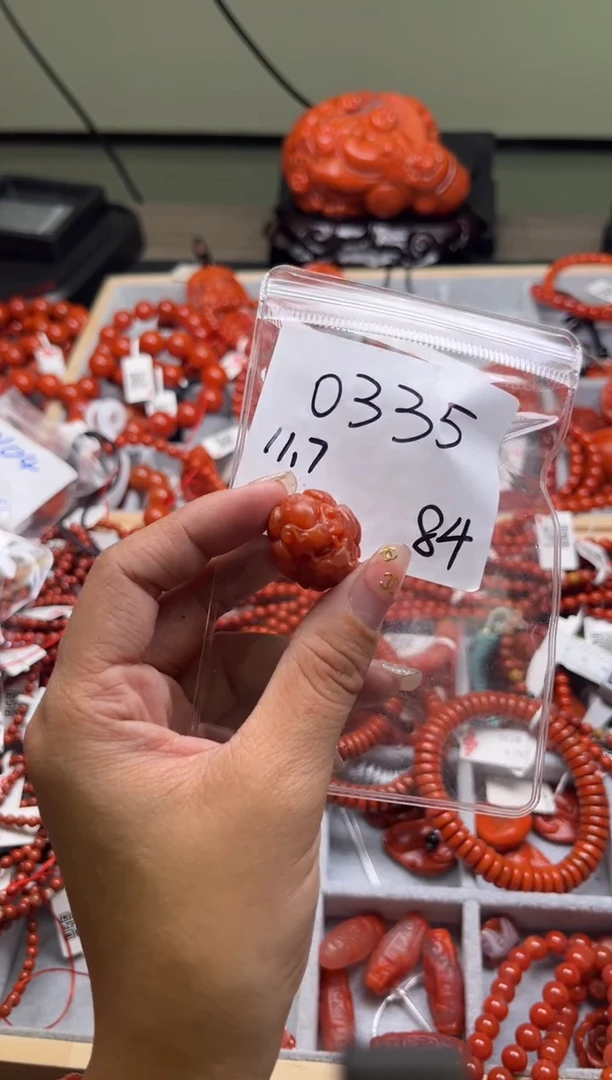 【闪购商品】南红玛瑙珠宝奇石未镶嵌0335