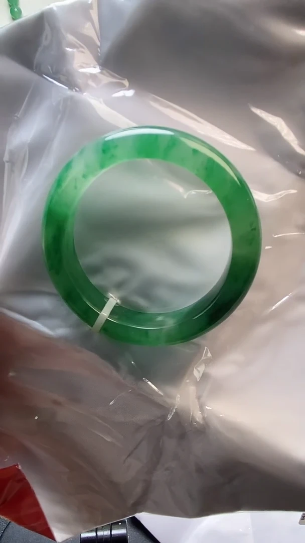 石英质玉手镯未镶嵌39