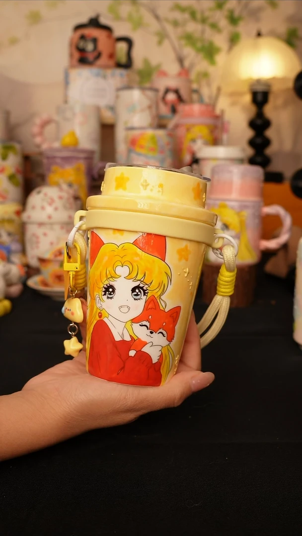 陶景德镇手绘的杯子