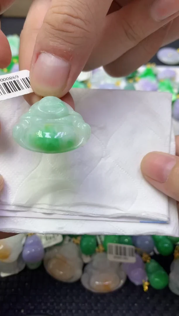 颈饰未镶嵌翡翠天然缅甸翡翠A货