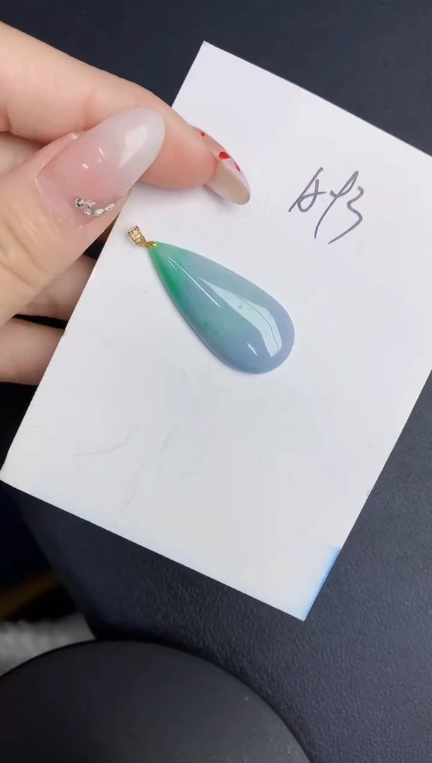 【闪购商品】翡翠颈饰18K金镶嵌00000000000