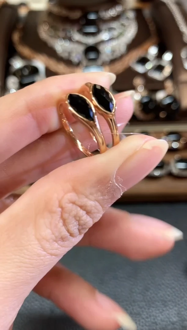 18K金镶嵌戒指翡翠z7多样性一件发货不退换