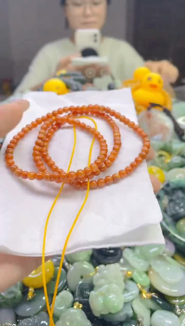 翡翠未镶嵌颈饰4MM/F/翡翠A货,一件也是批发价