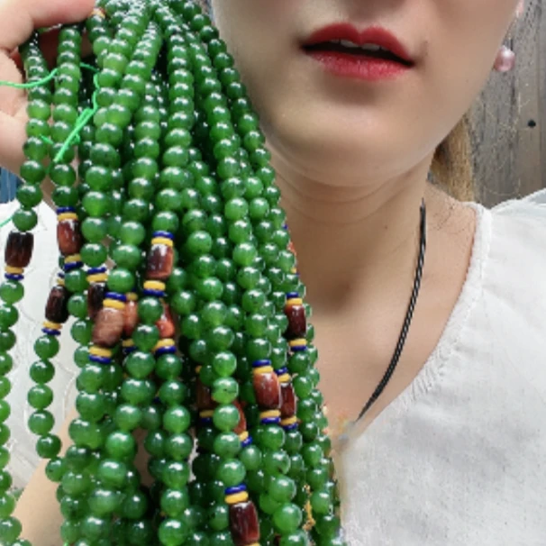 权哥珠宝^碧玉项链约8mm^多样性发一