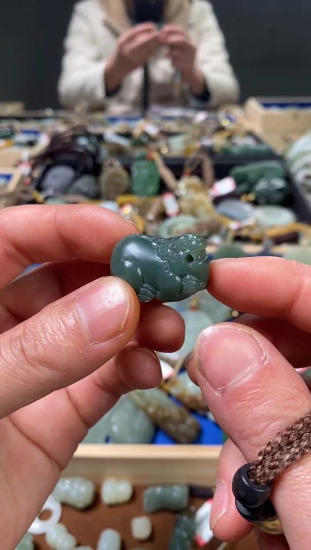 颈饰未镶嵌和田玉26