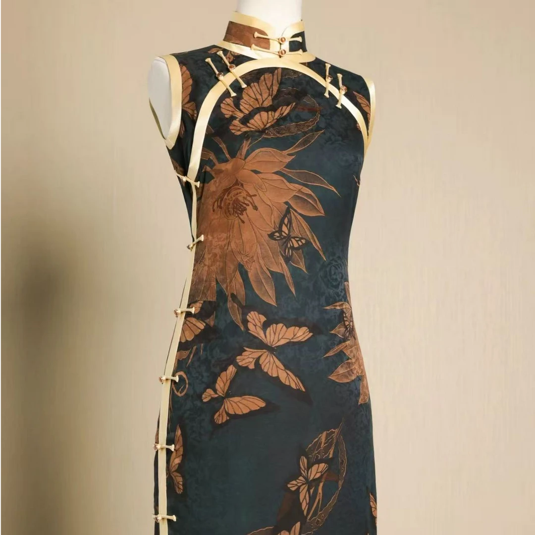 「破茧成花」--挽宴30姆米蓝雅喷绘提花缎有省古法手工旗袍裙