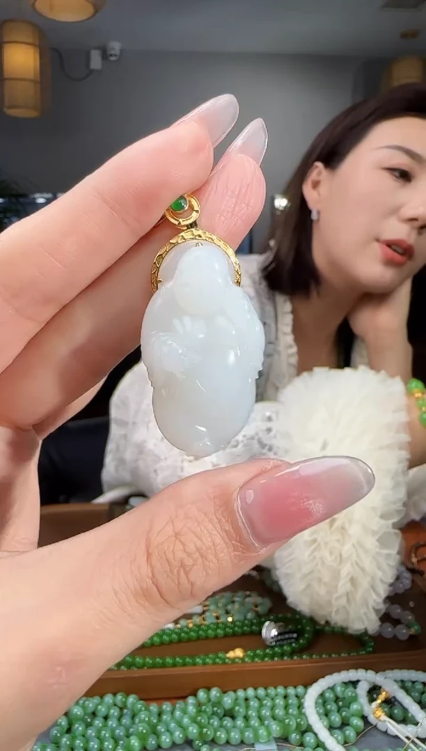 吊坠(不含链)18K金镶嵌和田玉1