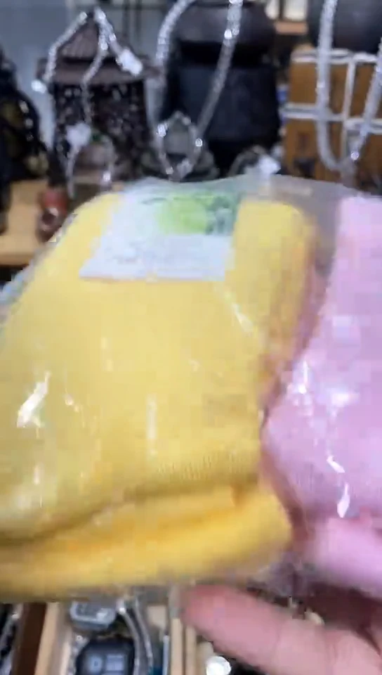 瓷片闪购商品  如图所示