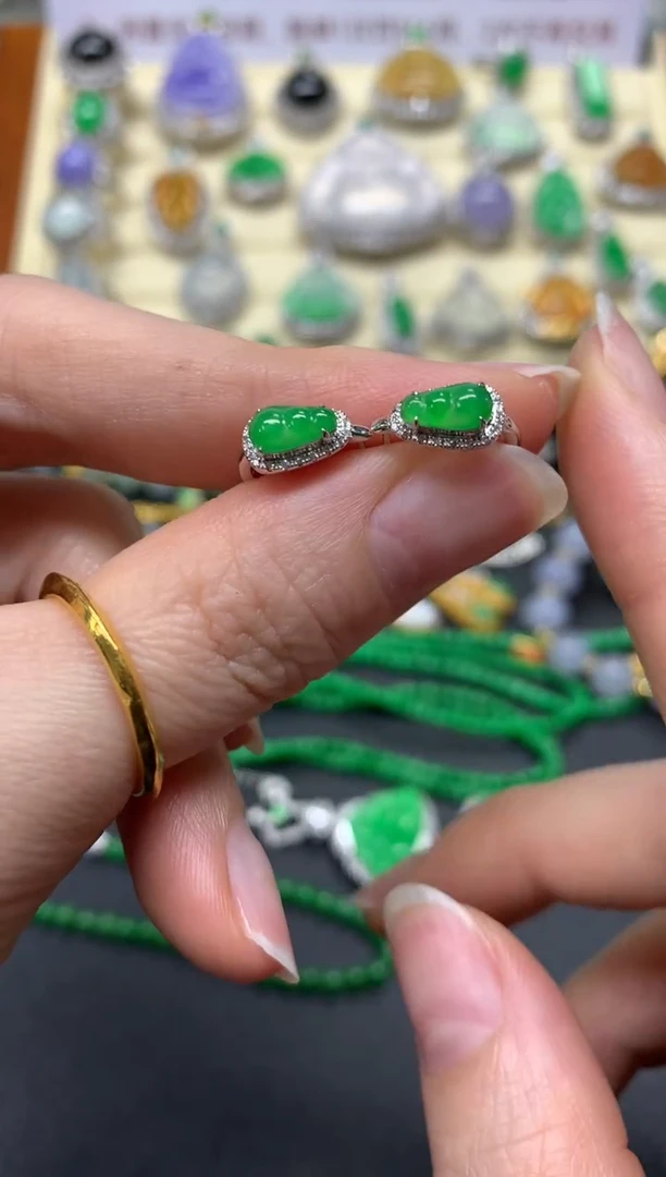 翡翠18K金镶嵌耳饰耳饰|3500+350