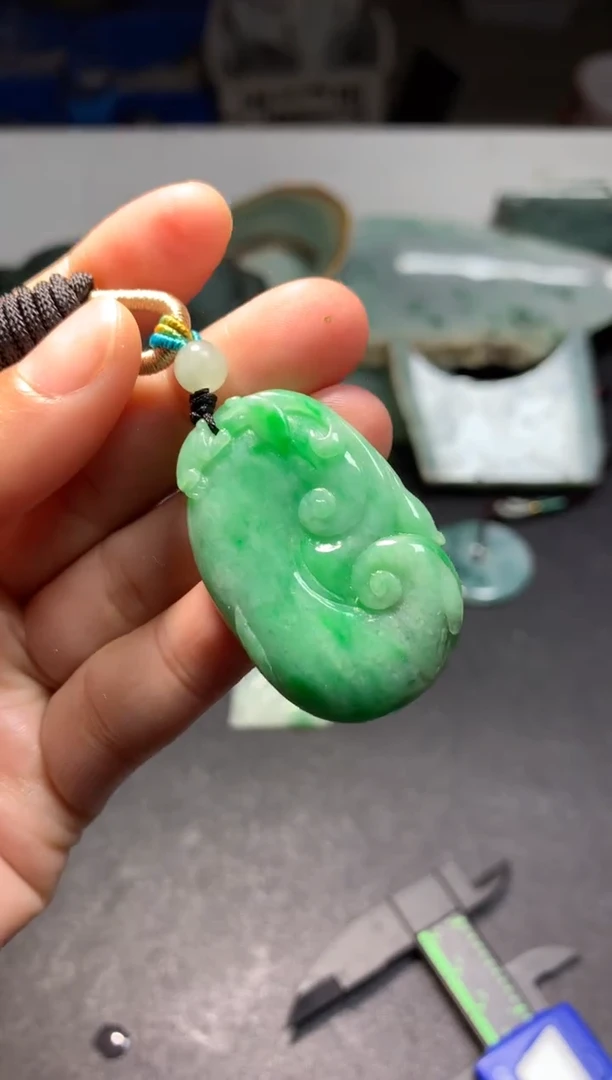 【闪购商品】翡翠颈饰未镶嵌料子