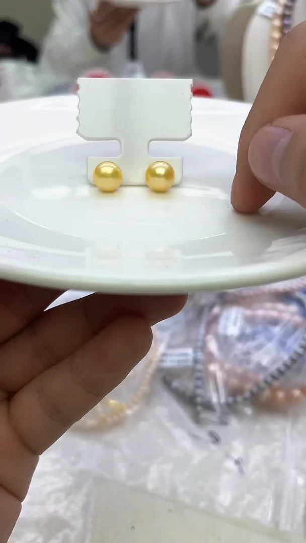 未镶嵌耳饰淡水珍珠黄色系耳饰