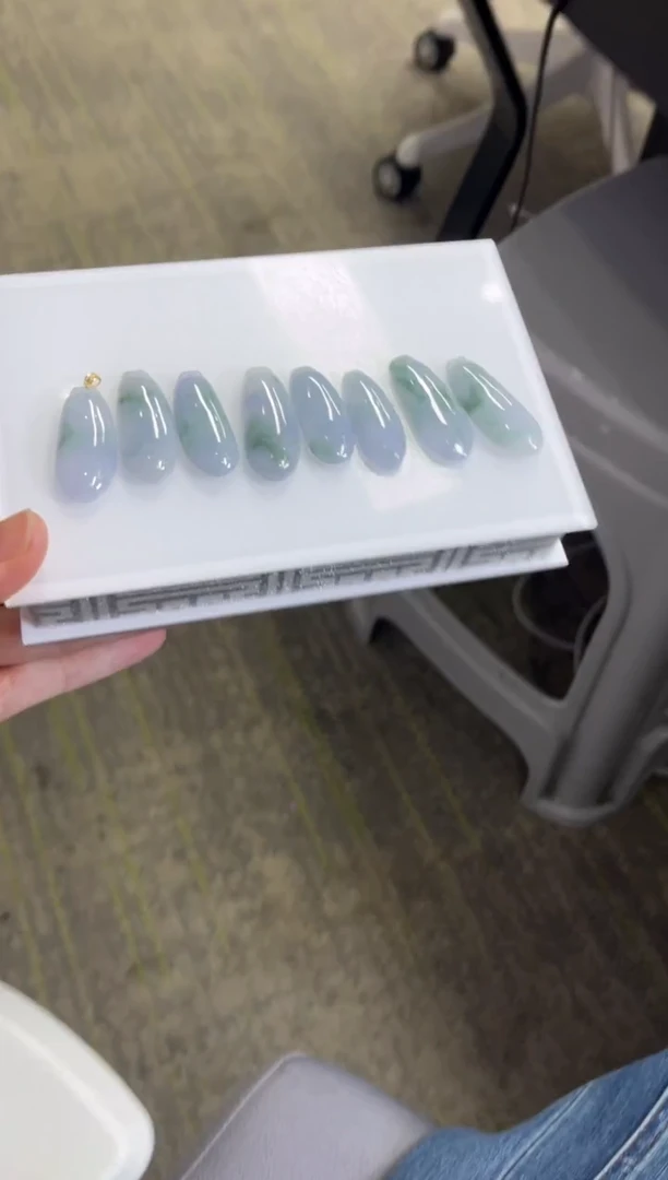 颈饰18K金镶嵌翡翠K308 /多样性发一件/配绳子