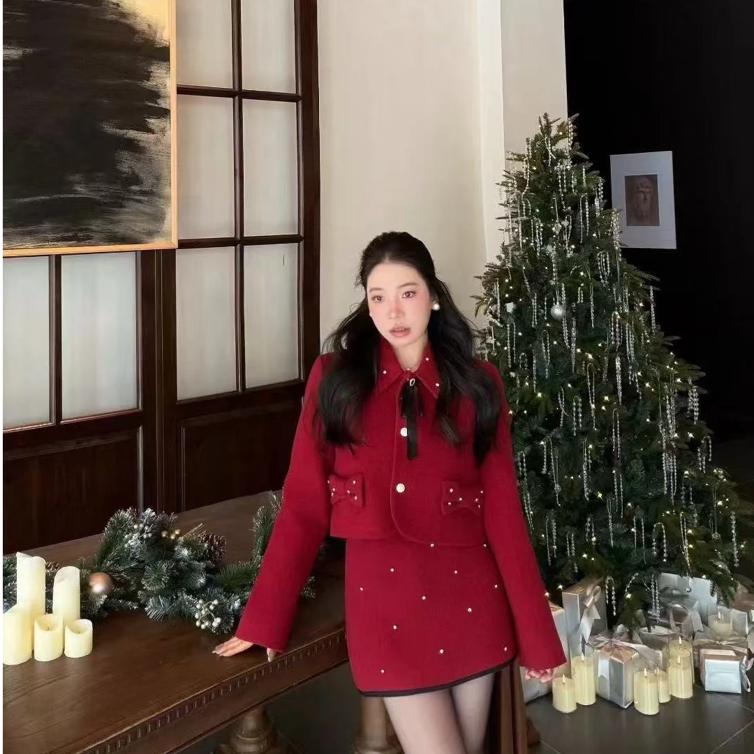 冬季新款小香风镶钻夹棉外套半身裙新年大码套装女