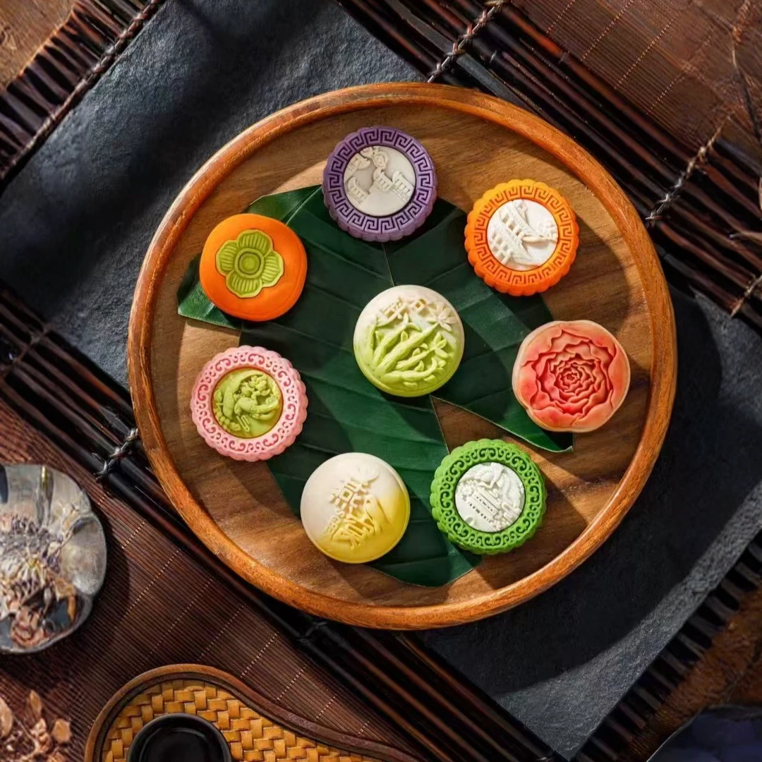 中秋节月饼礼盒装多口味送人礼品团购药膳月饼