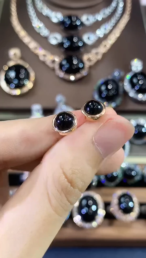 18K金镶嵌翡翠耳饰C4