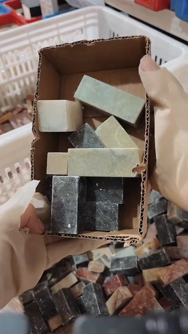 老挝石肖***师瑕疵不规则章10 方（瑕疵老师看好下单哦）