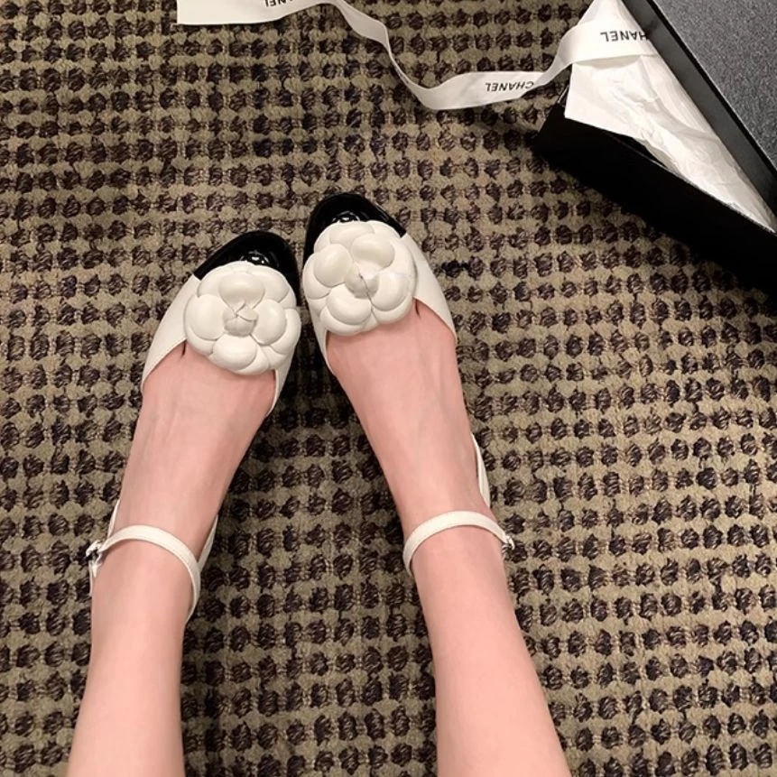 【茵茵同款】山茶花~小香风羊皮圆头气质平底中空凉鞋女单鞋通勤鞋