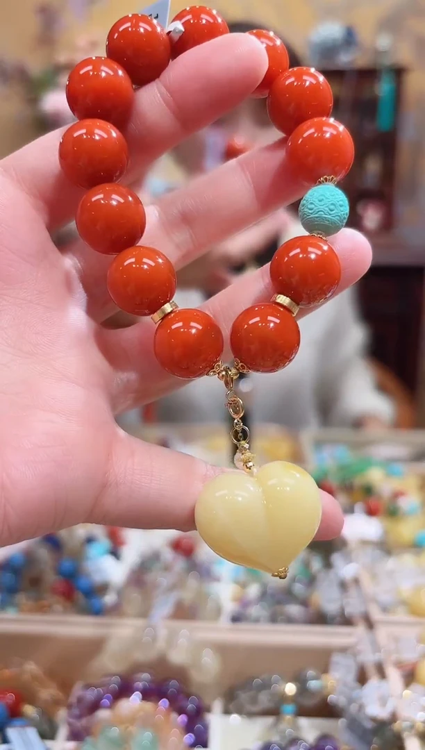 18K金镶嵌手串南红玛瑙设计款珠串14+