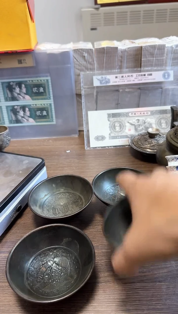 四个大碗春夏秋冬