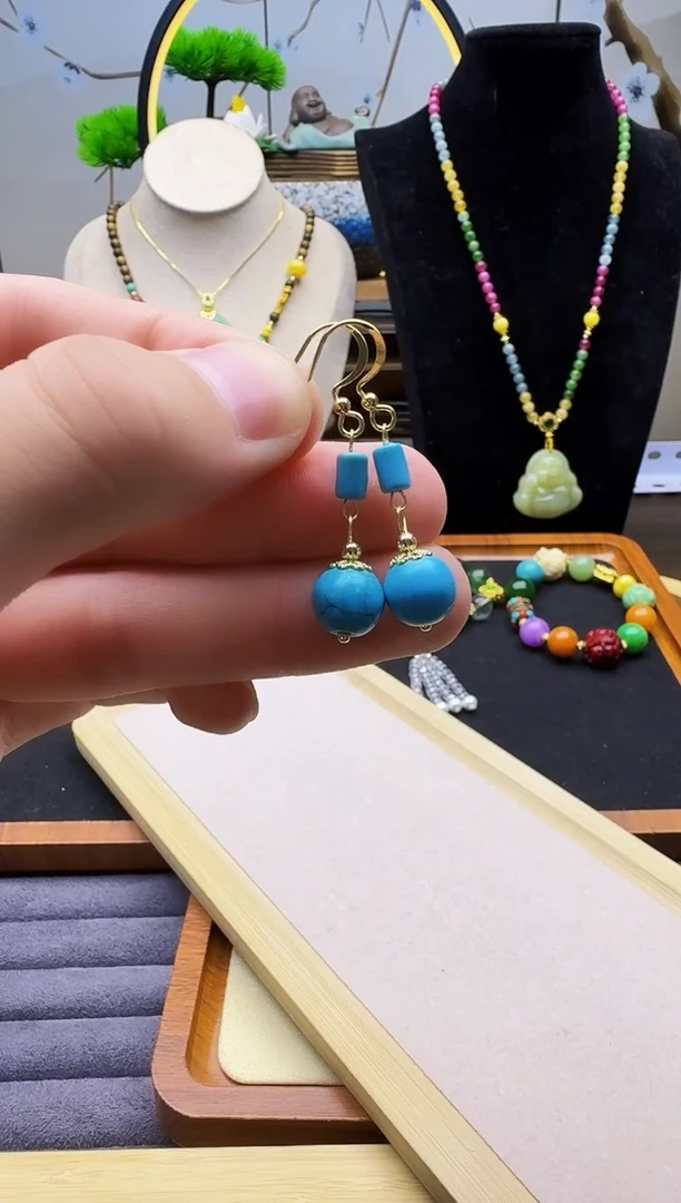 玛瑙/玉髓耳钉14K金镶嵌E45