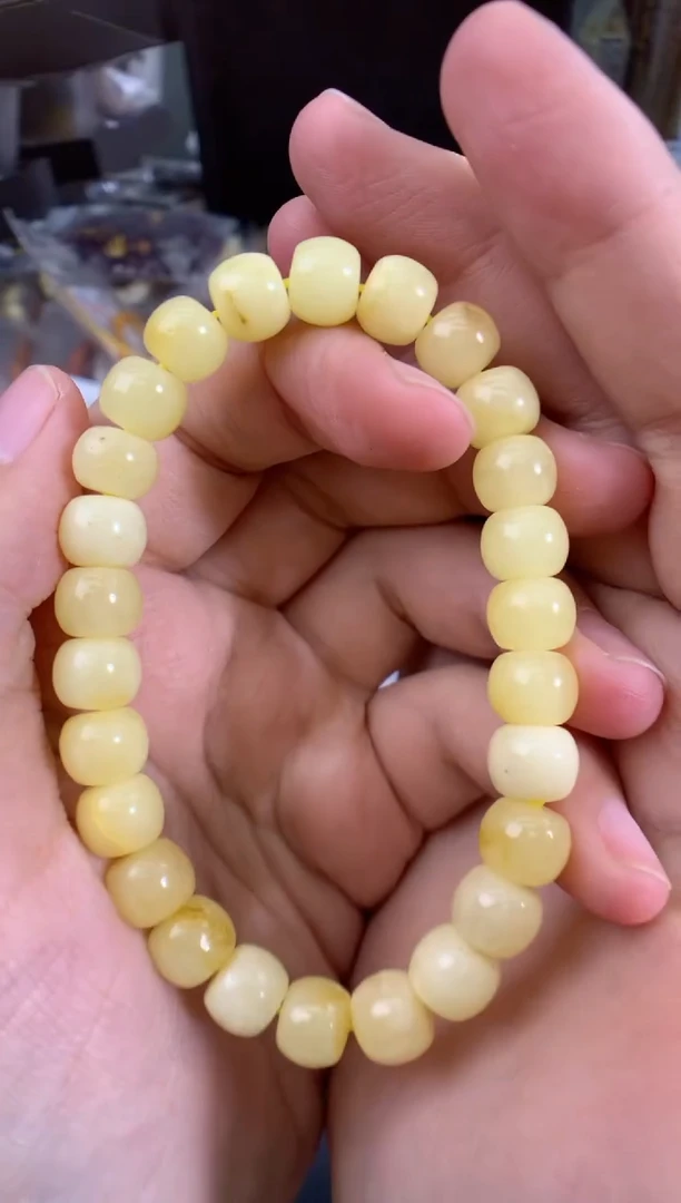 琥珀未镶嵌珠宝奇石1