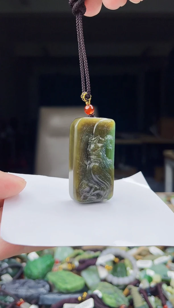 颈饰未镶嵌和田玉1