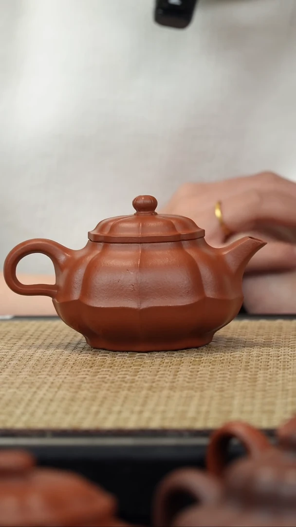 【闪购商品】紫砂茶壶生砂朱泥筋纹合菱仙子