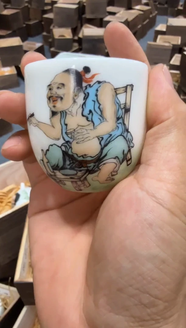 以笔为心，以瓷为纸。