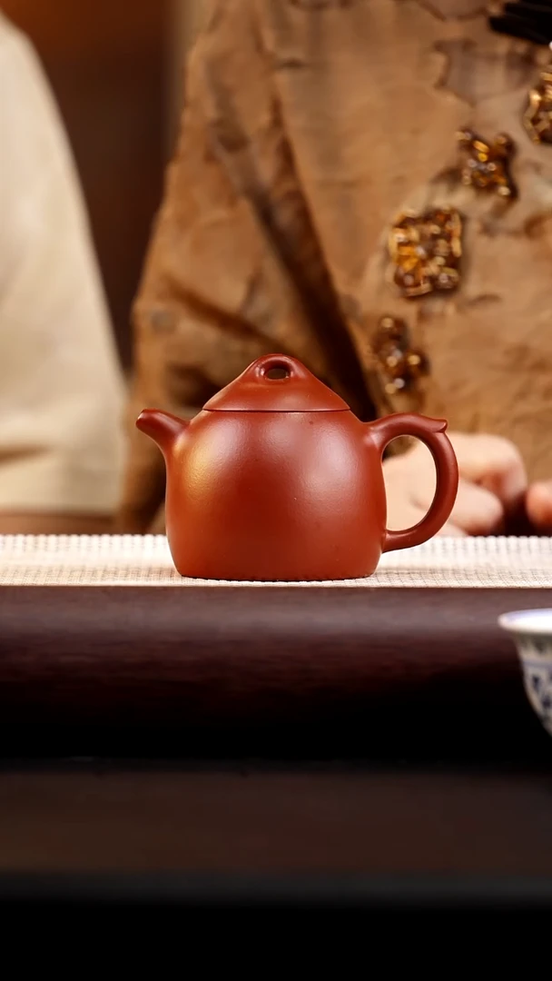 茶壶紫砂朱泥大红袍秦权