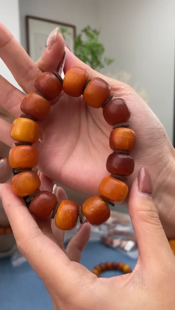 未镶嵌蜜蜡珠宝奇石039.17，微瑕假一罚十多样性发其一