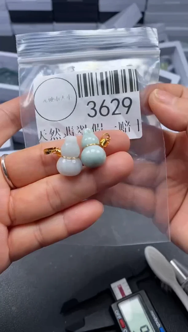 吊坠(不含链)未镶嵌翡翠3629