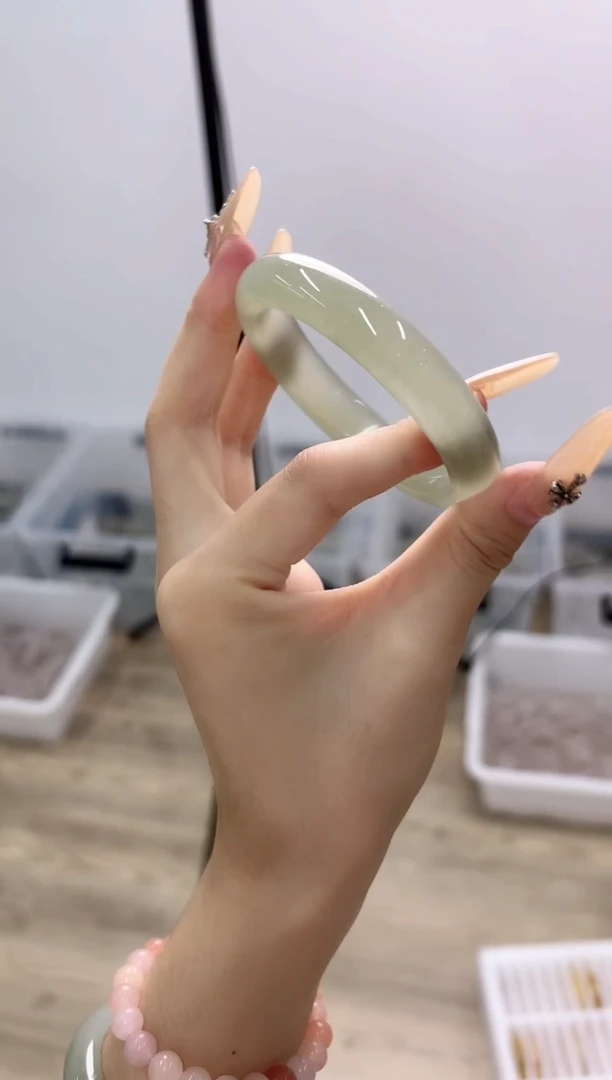 未镶嵌手镯石英质玉198-58D