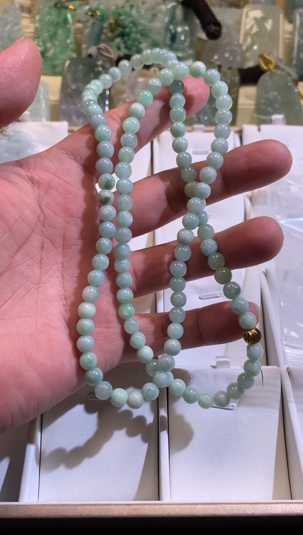 【闪购商品】翡翠颈饰未镶嵌03/09/321