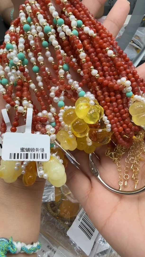 未镶嵌琥珀裸石多样性发一