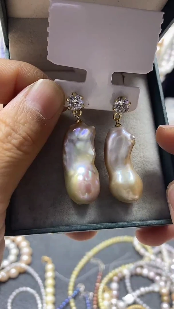 颈饰未镶嵌淡水珍珠多人