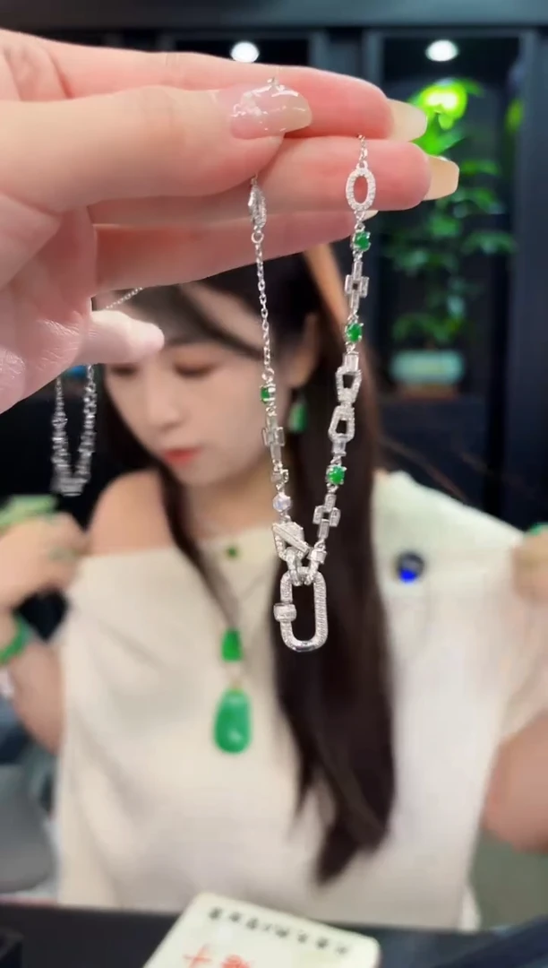 翡翠未镶嵌颈饰翡翠A货/多样性发货/一件