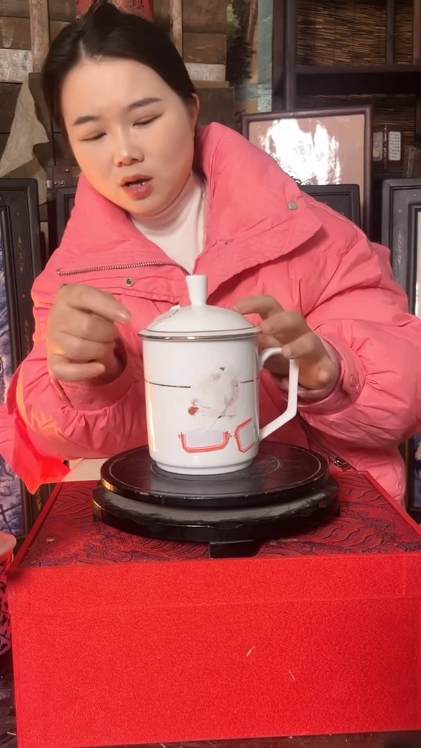 陶景德镇陶瓷摆件M423