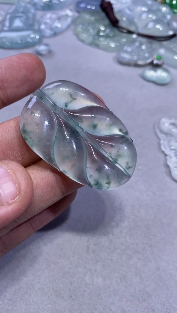 吊坠(不含链)未镶嵌翡翠晴*叶子40000
