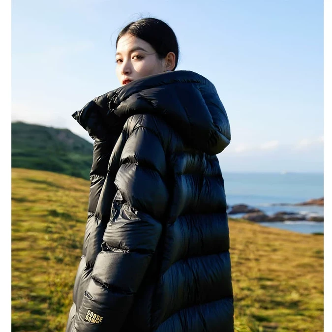 笑涵“Black Queen”火山岩黑科技95白鹅绒羽绒服YRB661027VG
