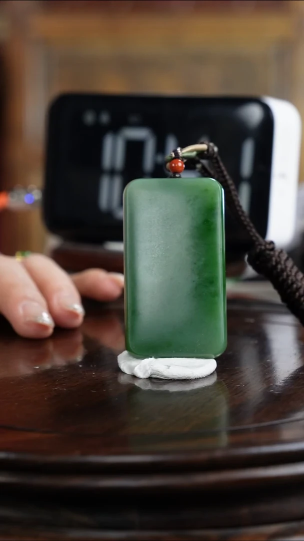 未镶嵌和田玉挂件木**杜1