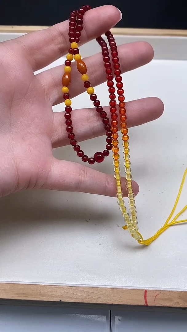 裸石血珀未镶嵌血珀 项链4mm一条9.9元