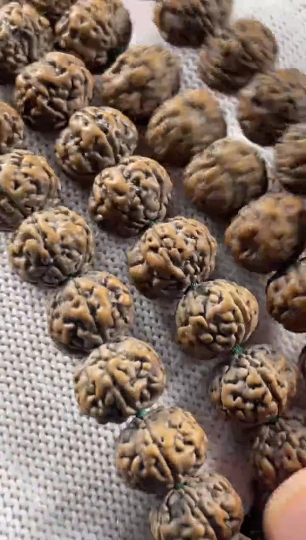 【闪购商品】星月菩提吊坠灰皮一代老树王